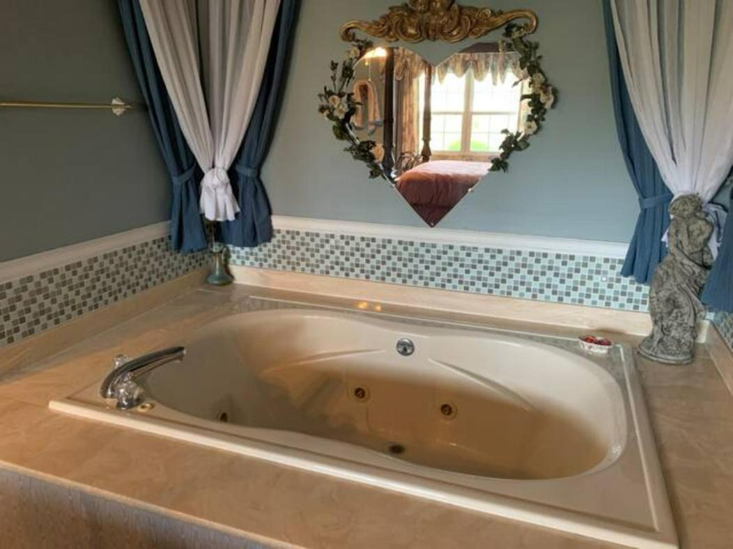 Dickey House Bed And Breakfast Marshfield Bagian luar foto