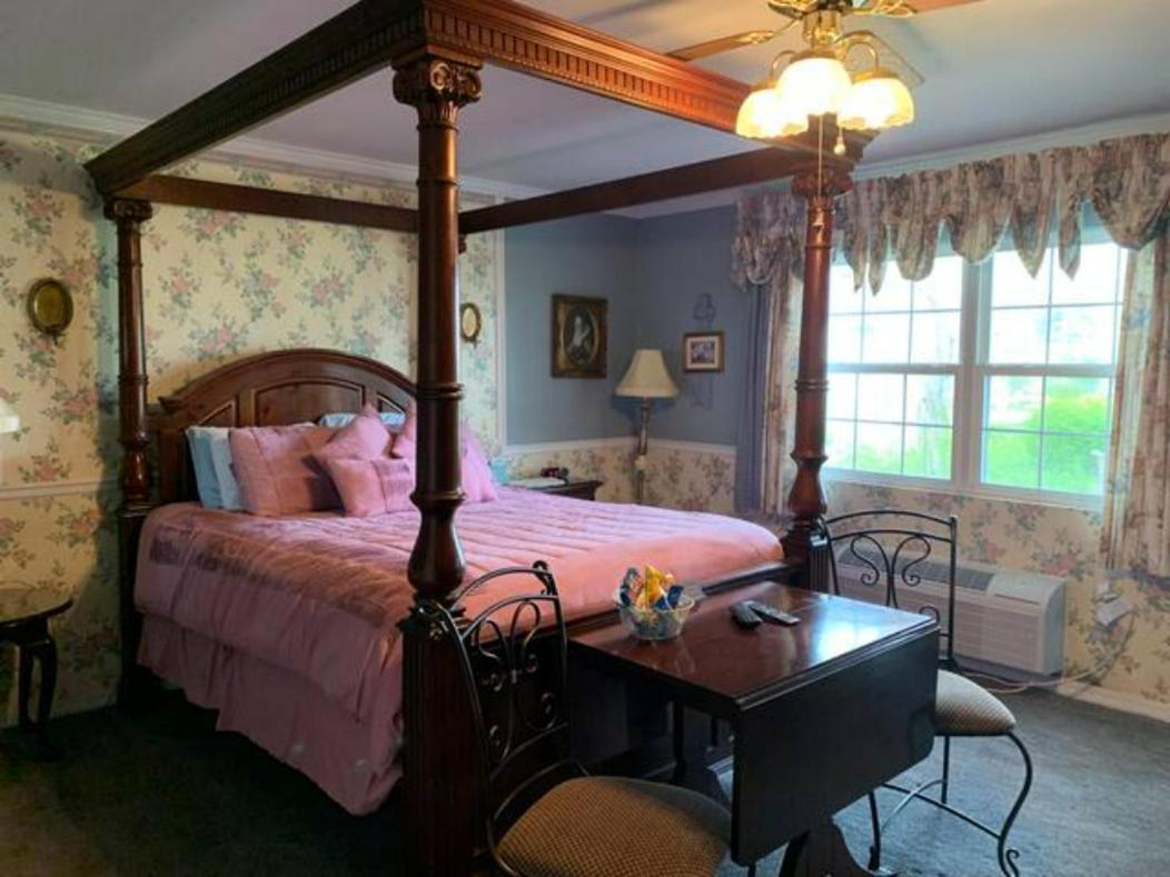 Dickey House Bed And Breakfast Marshfield Bagian luar foto