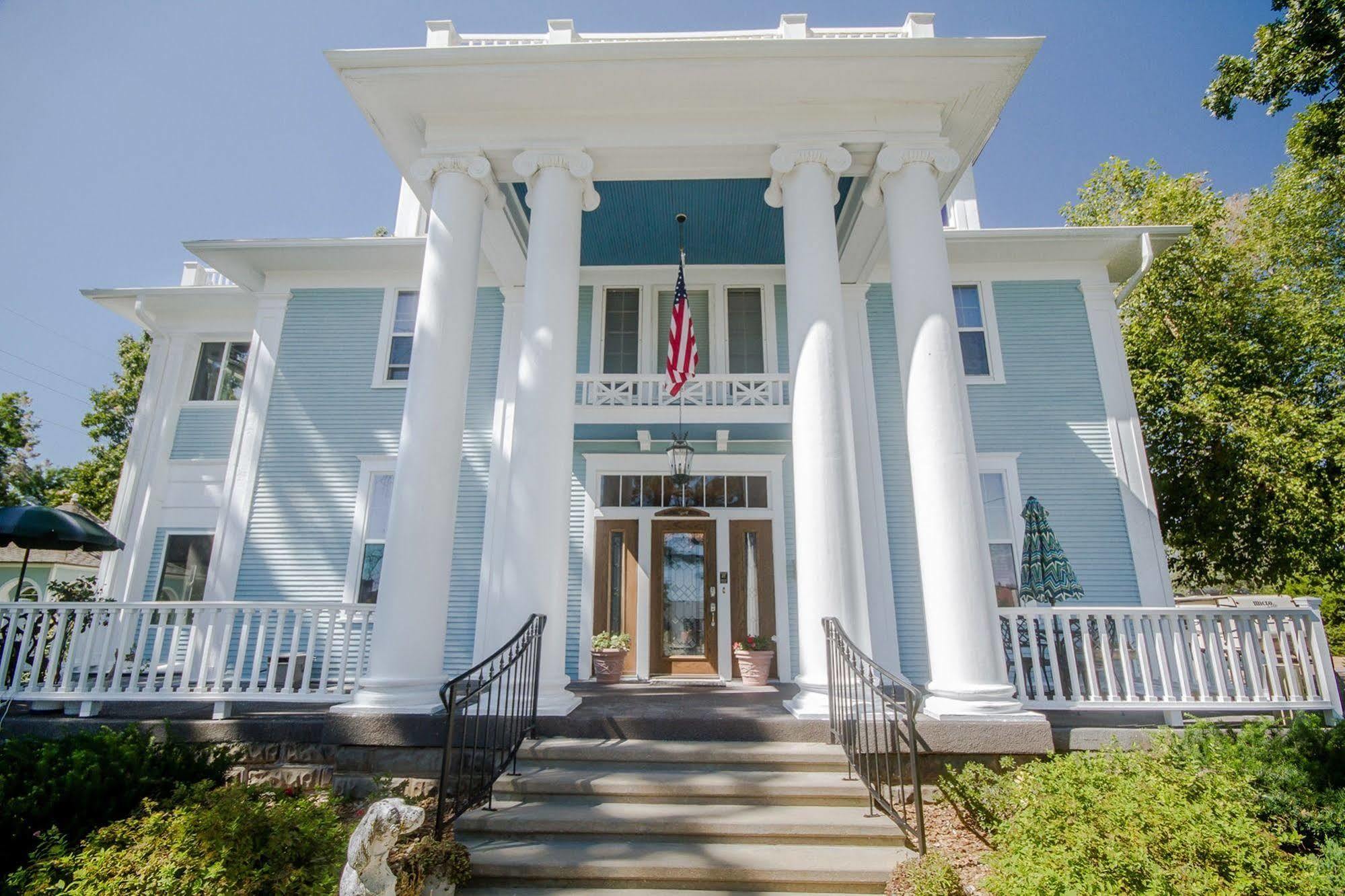 Dickey House Bed And Breakfast Marshfield Bagian luar foto