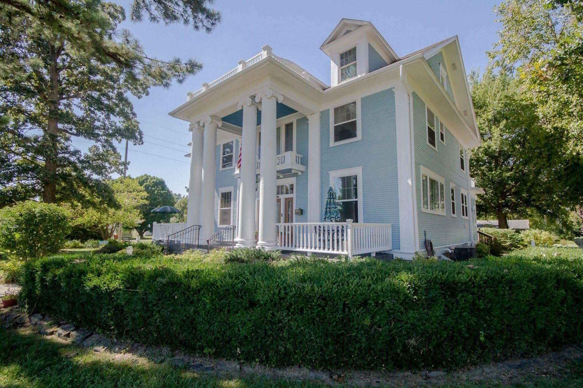 Dickey House Bed And Breakfast Marshfield Bagian luar foto